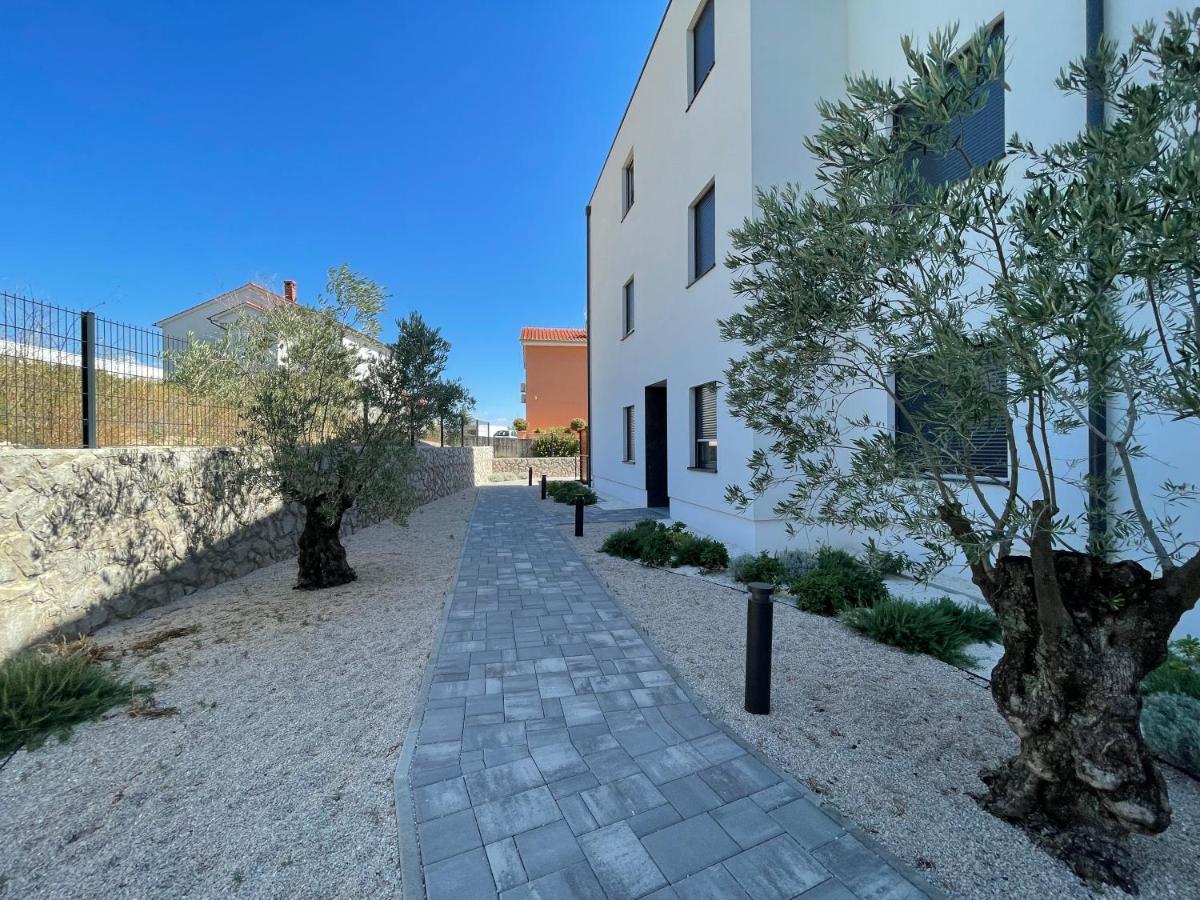 Lux Nanea Apartment Krk Town Exterior foto